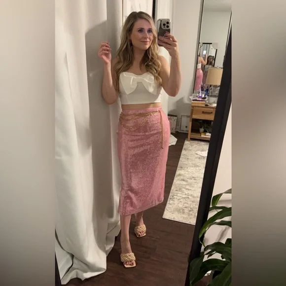 Bubblegum Pink Sequin Skirt - Picture 3 of 6